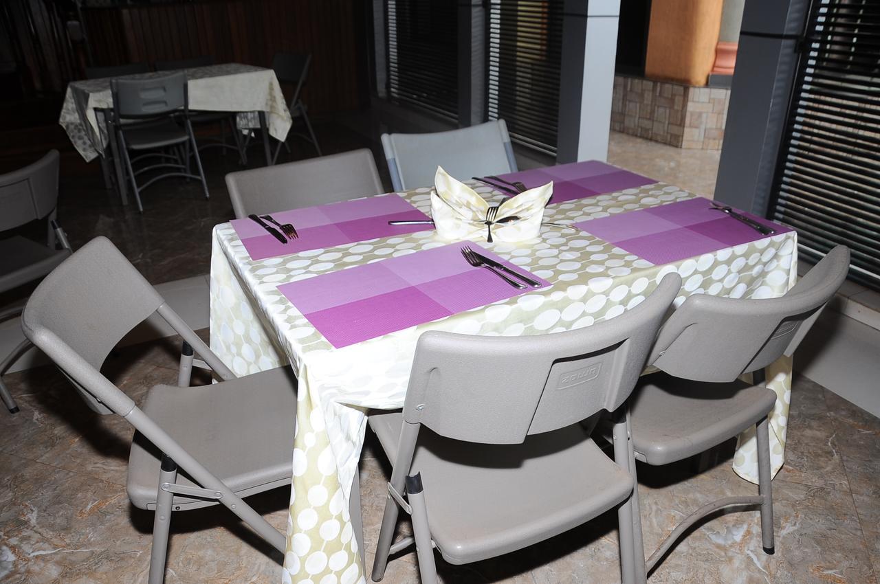 Modern Villa Hotel Kigali Bagian luar foto